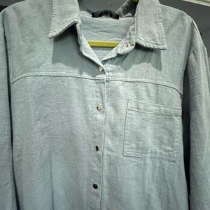 Lt Blue Duster type shirt or light jacket. NWOT